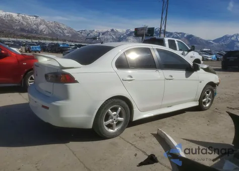 2015 Mitsubishi Lancer Es z USA, uszkodzony, nr VIN JA32U2FU9FU015289